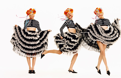 Vogue France - Photographer Oliver Hadlee Pearch - Set designer Sophie Glasser